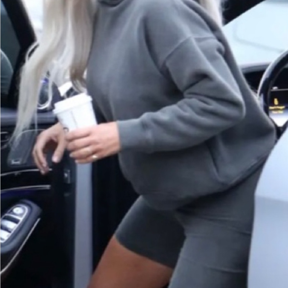 Yeezy Season 6 Sweatshirt - Dark Gray
